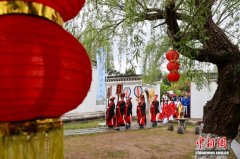 安徽马鞍山：清明祭诗仙